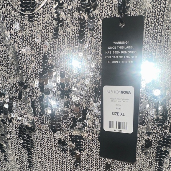 Glittering Sequin Dress with Black Ties - Picture 4 of 6